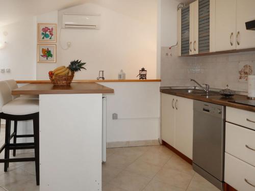Apartment Marinella-1 by Interhome