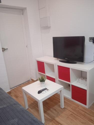 Estudio cerca del Carrefour rosaleda, Málaga – Updated 2022 ...