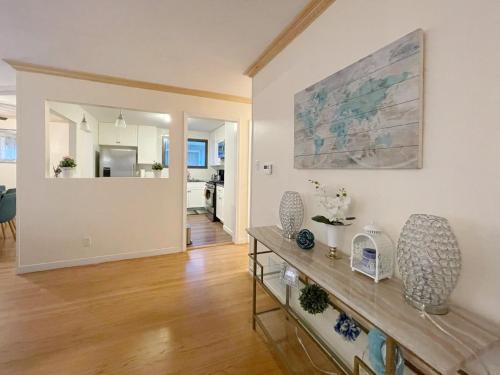 Gallery image of @ Marbella Lane - 3BR Stylish House near SF in Daly City
