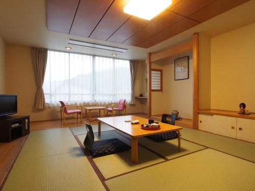 Tofuya Ryokan, Onogawa Onsen, Sauna, Barrier-freeにあるシーティングエリア