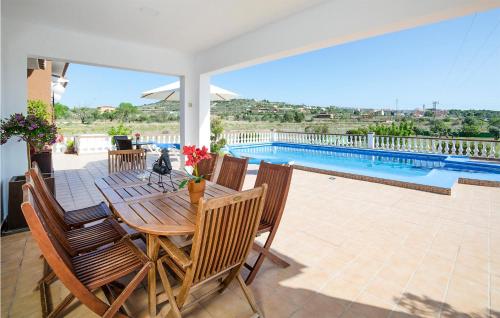 Gorgeous Home In Moraira