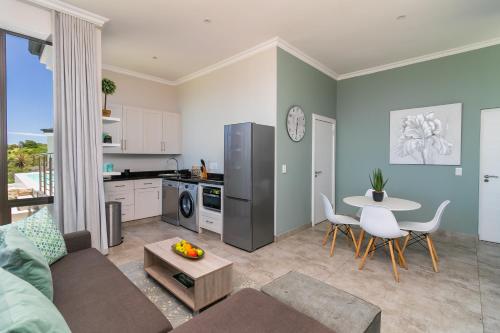 Кухня или мини-кухня в Knysna, Pezula Golf Estate
