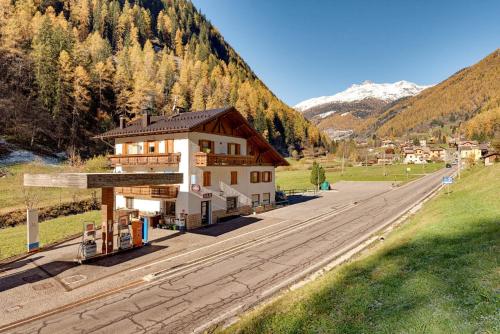 a train station in the middle of a mountain at B&B Cicolini in Rabbi