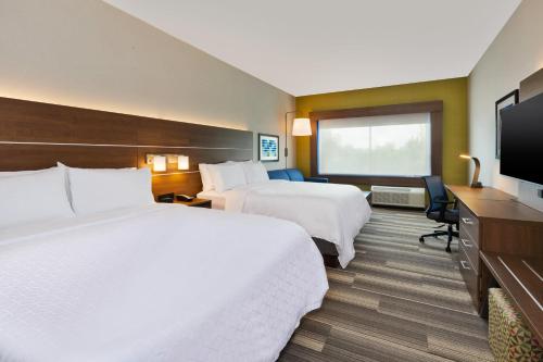 Fotografie z fotogalerie ubytování Holiday Inn Express & Suites - Milan - Sandusky Area by IHG v destinaci Milan
