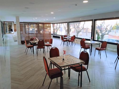 Restaurace v ubytování Hotel 153