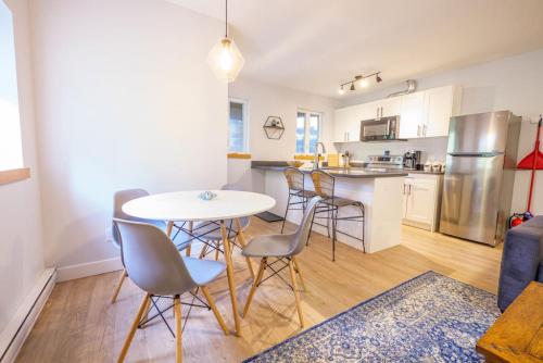 Storm Bay, Modern 1 Bed Suite and Chefs Kitchen