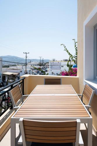 K & G Central Apartments Fira