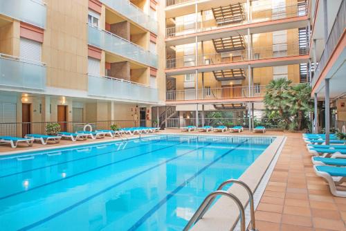 Gallery image of Apartaments Costa d'Or in Calafell