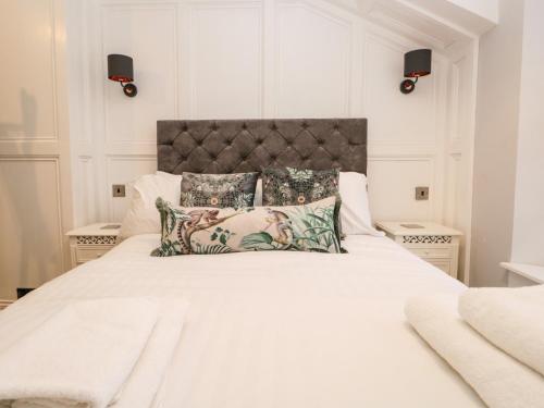 Ένα ή περισσότερα κρεβάτια σε δωμάτιο στο Stones Throw