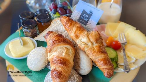 B&Bの敷地内または近くでの食事または食べ物