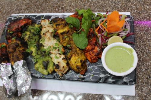 Billede fra billedgalleriet på Golden pride hotel ( the pride family restaurant) i Kanakapura