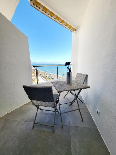 Studio LE LUXE au soleil face à la mer