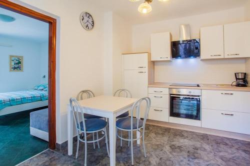 Apartment CRES 4249-2 – Photos 5