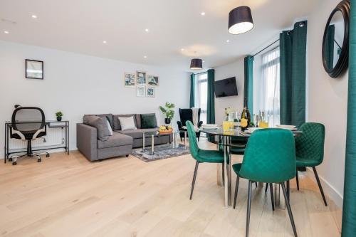 Posezení v ubytování Watford Cassio Luxury - Modernview Serviced Accommodation