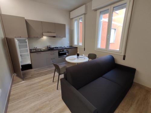 Кухня или мини-кухня в ALBA RESIDENCE
