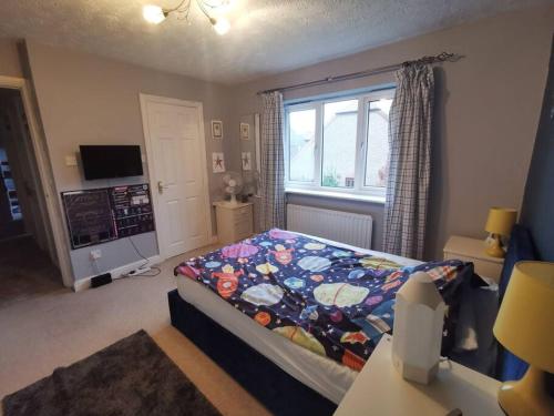 Quiet family home close to Leeds & Harrogate