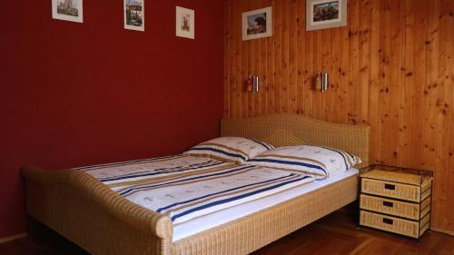 Posteľ alebo postele v izbe v ubytovaní Annipanni apartman Siófok