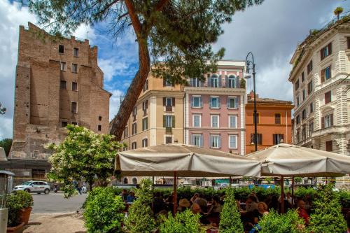 Forum View Apartment