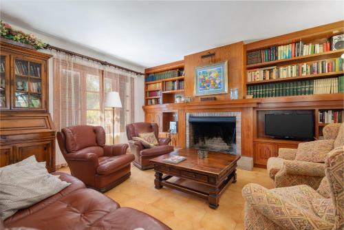 Χώρος καθιστικού στο NEW! Villa CAN PERE VELL for 10 people with pool and panoramic views