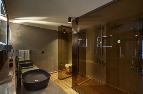Ένα μπάνιο στο Sifne Thermal Otel