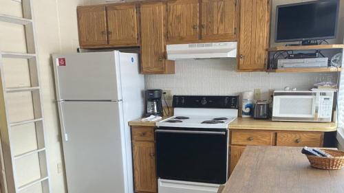 Brettelberg Slopeside Condos A6 – Photos 4