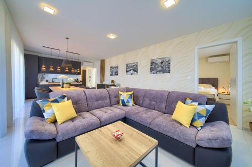 Apartment Crystal Aura 2 – Photos 3