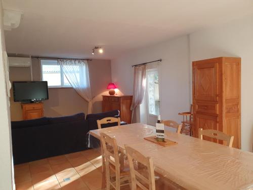 Gallery image of Gîte de la chadeniere in Lagorce