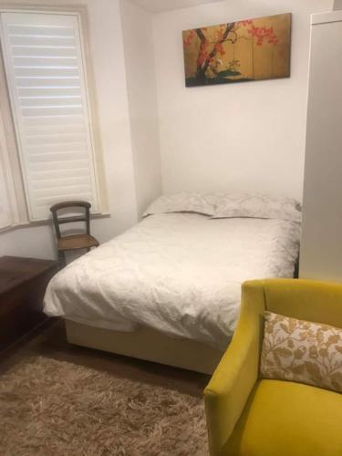 Charming Studio near Shepherds Bush and Kensington