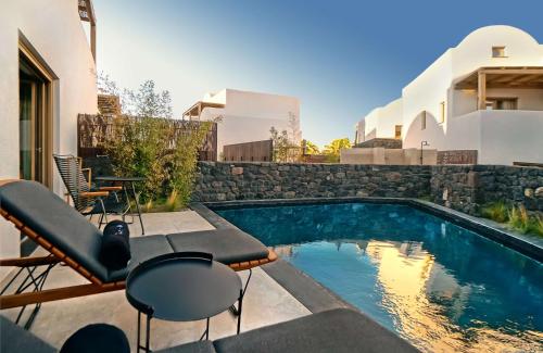 Piscine de l'établissement Radisson Blu Zaffron Resort, Santorini ou située à proximité