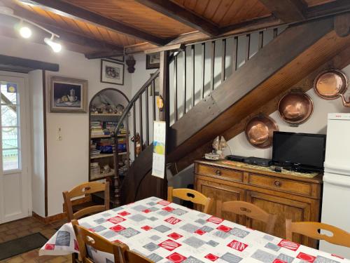 Imagen de la galería de Gite paisible a la Roche, en Cercles