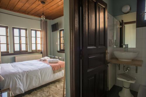 Koupelna v ubytování Charis Guesthouse