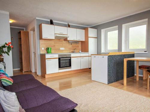 Kuchyň nebo kuchyňský kout v ubytování Apartment Aktiv by Interhome