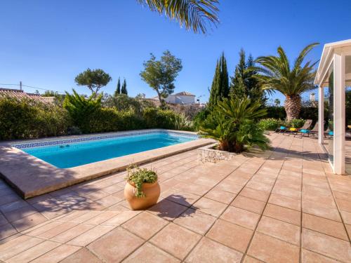 Holiday Home Harmony by Interhome