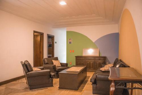 Imagem da galeria de The Eco Palace Hostel em Búzios