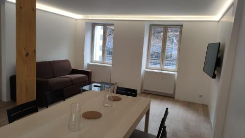 maison face à la dordogne avec terrasse