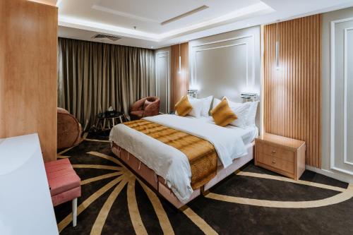 Кровать или кровати в номере Lambert Hotel