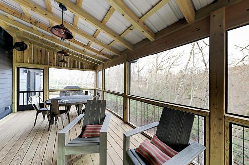 Hemlock Cottage – Photos 2