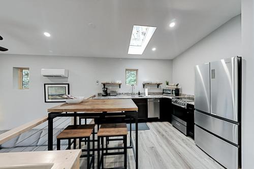George's Studio – Photos 4
