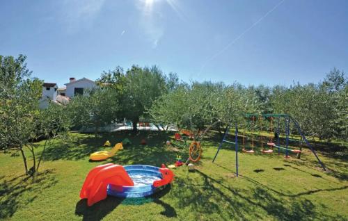 Villa Viki - with heated pool – Photos 3