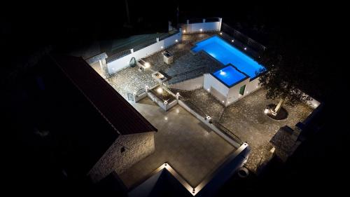 Villa Stipe - with pool – Photos 2