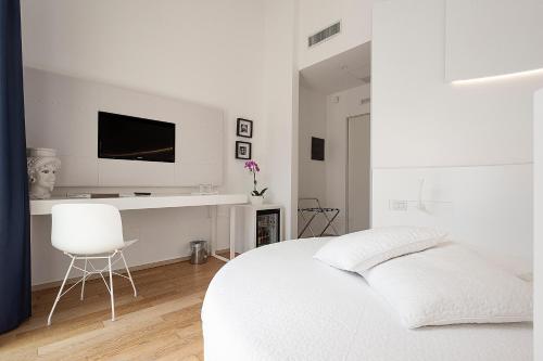 TV a/nebo společenská místnost v ubytování Calapetra Resort