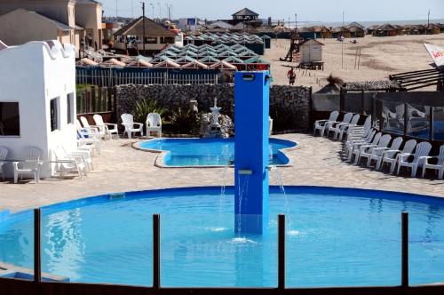 สระว่ายน้ำที่อยู่ใกล้ ๆ หรือใน Costa Soñada Apart Hotel