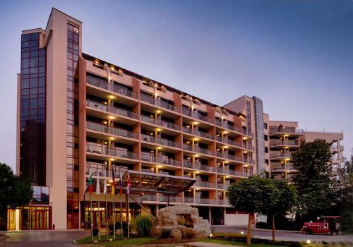 Bangunan di mana terletaknya hotel