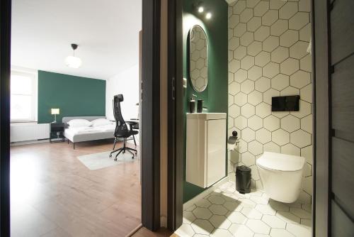Een badkamer bij Apartamenty 110 Okrąglak Stronie Śląskie