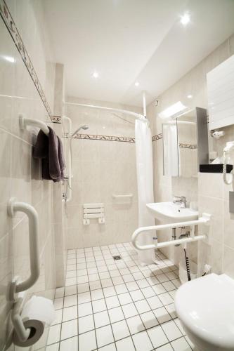 Koupelna v ubytování Eilenriedestift Hotel