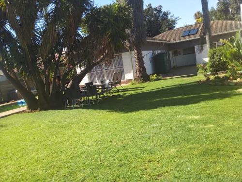 Κήπος έξω από το Lior-Gil accommodation-