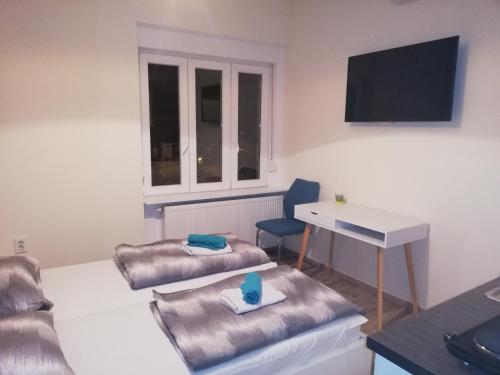 Angela Studio Apartments