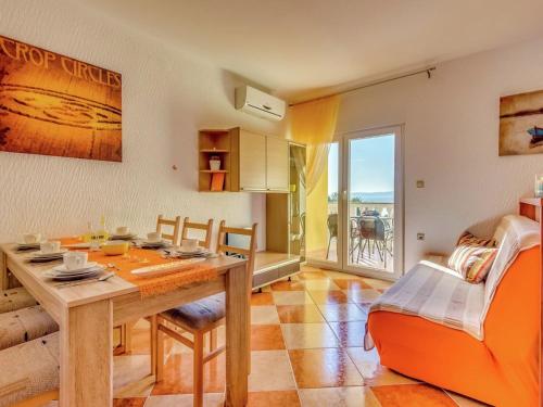 Apartment in Dramalj near the Sea