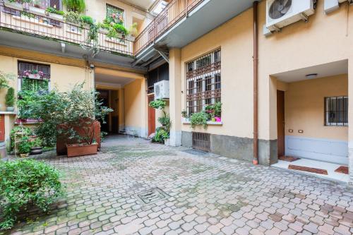 GuestHost - Loft di Design Porta Romana & Corso Lodi