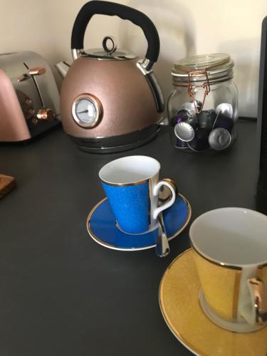 Kemudahan buat kopi dan teh di The TollHouse